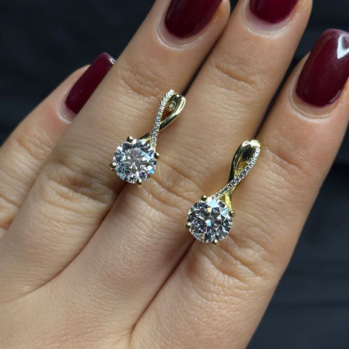 Преміальні сережки муассанітами 4 та 2.36 ct