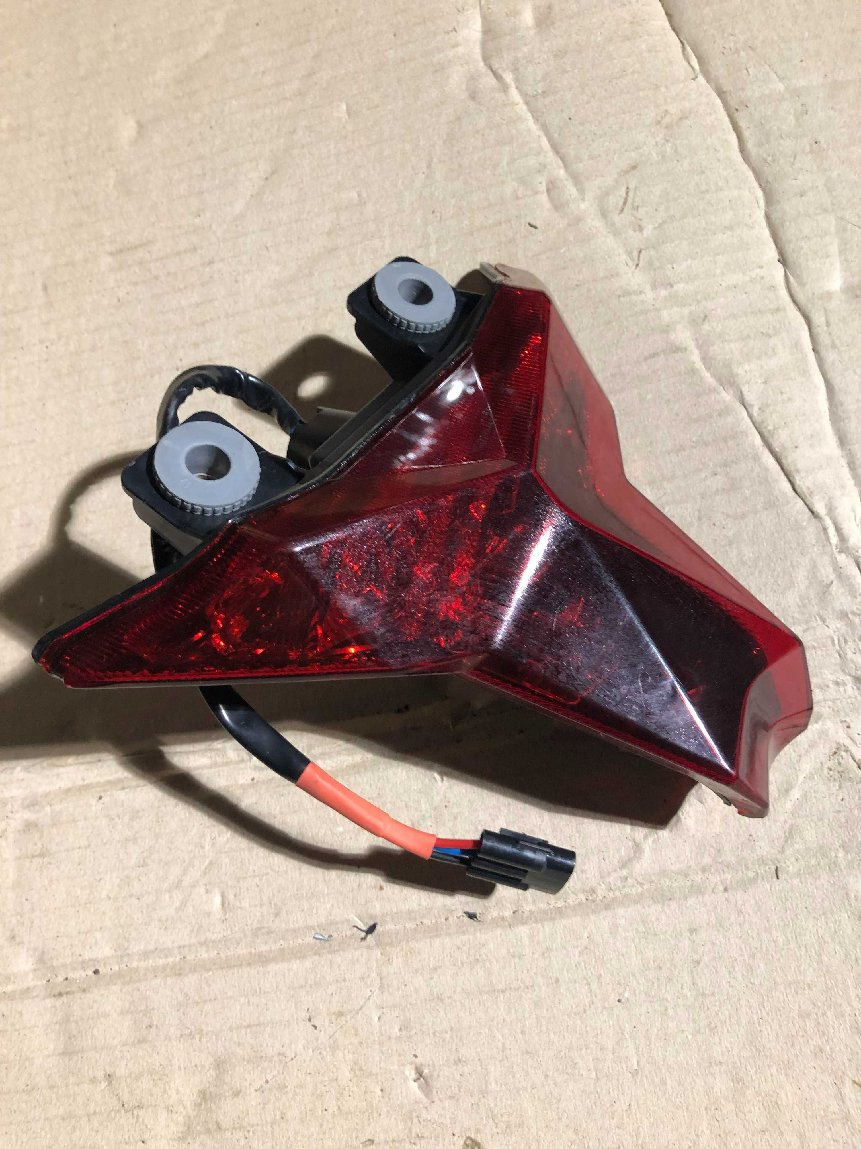 Lampa tył tylna Kawasaki Ninja 400