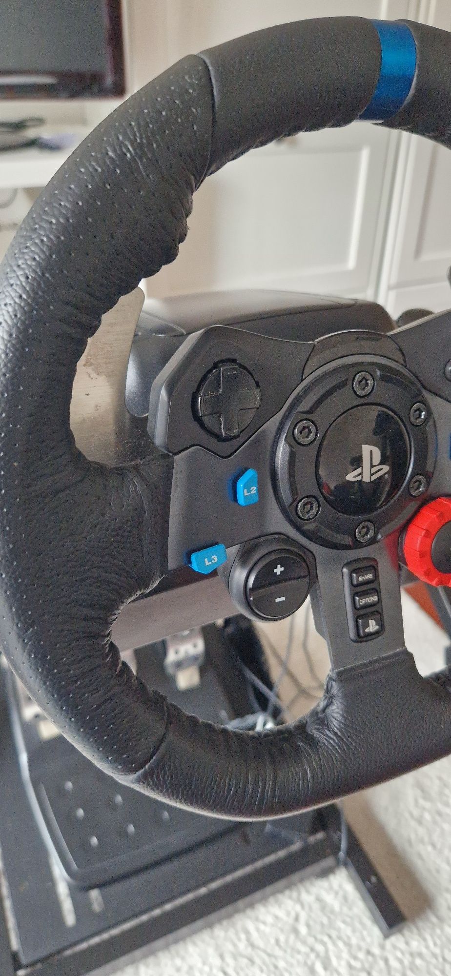 Logitech g29 + suporte / como novo