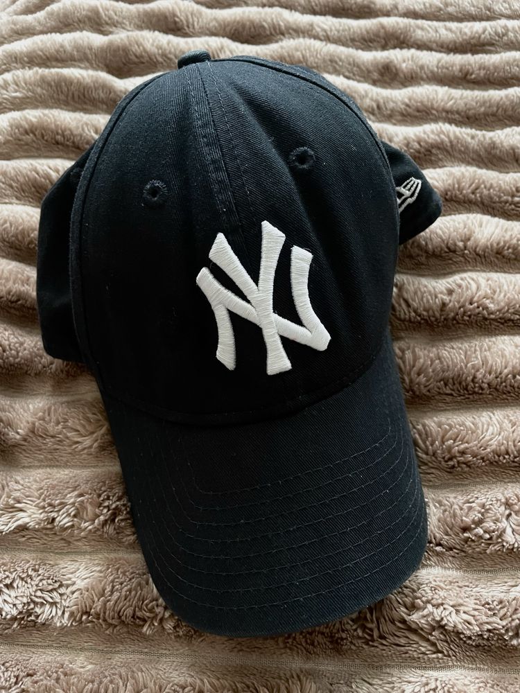 Чоловіча кепка adidas, New York, Under Armour