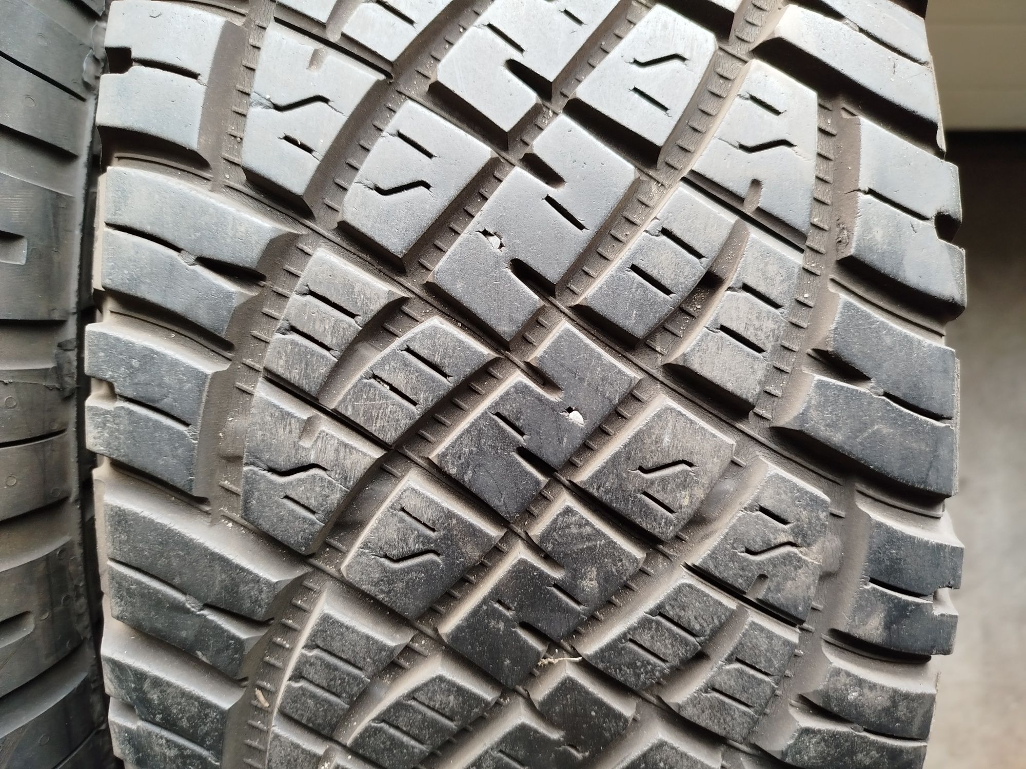 Opony terenowe General 265/70R17