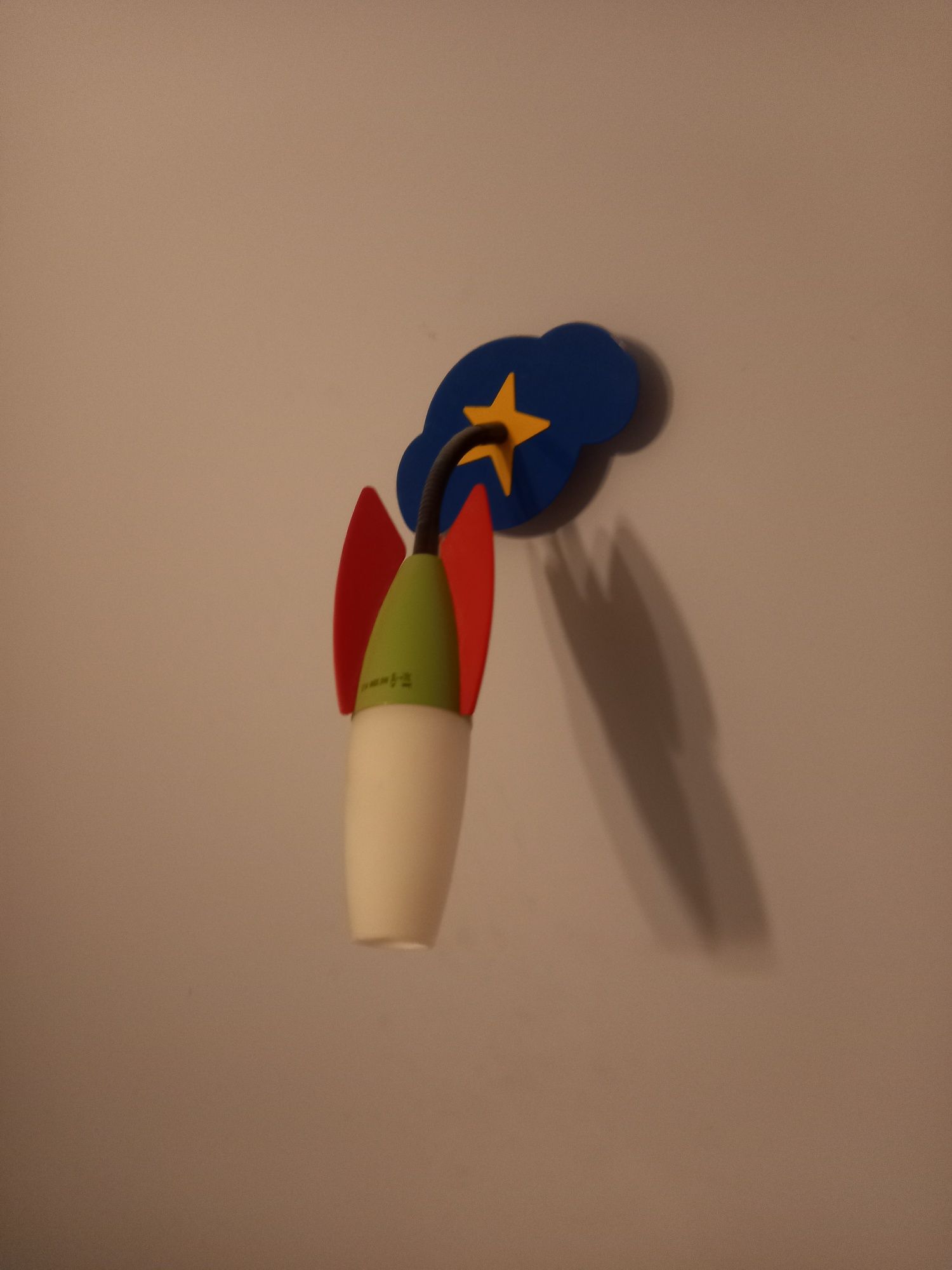 Lampa i kinkiet Ealo rakiety piękne