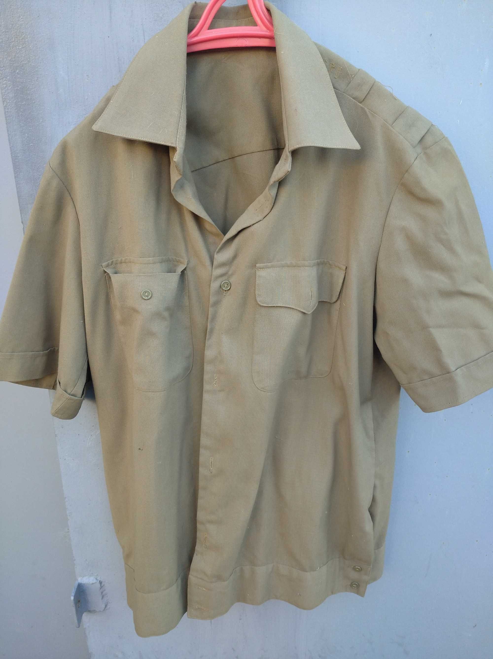 Продается военная рубашка офицерская СССР  с коротким рукавом