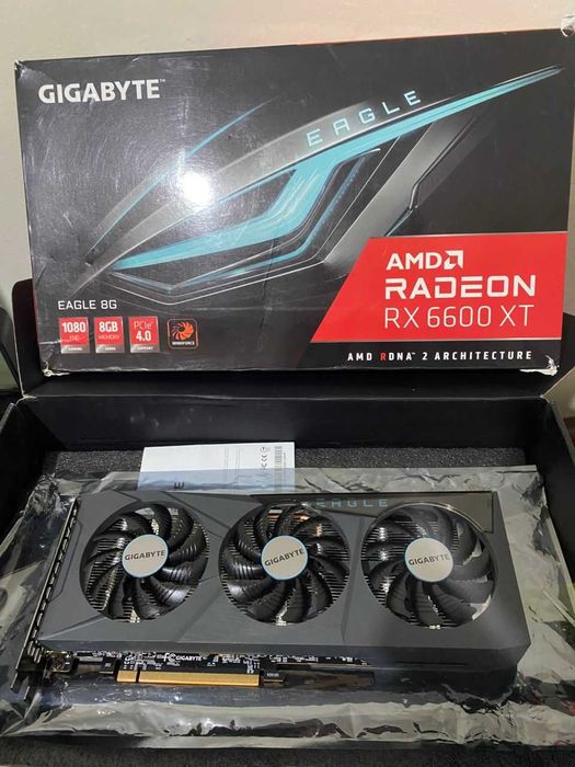 Видеокарта GIGABYTE Radeon RX 6650 XT EAGLE . рабочая