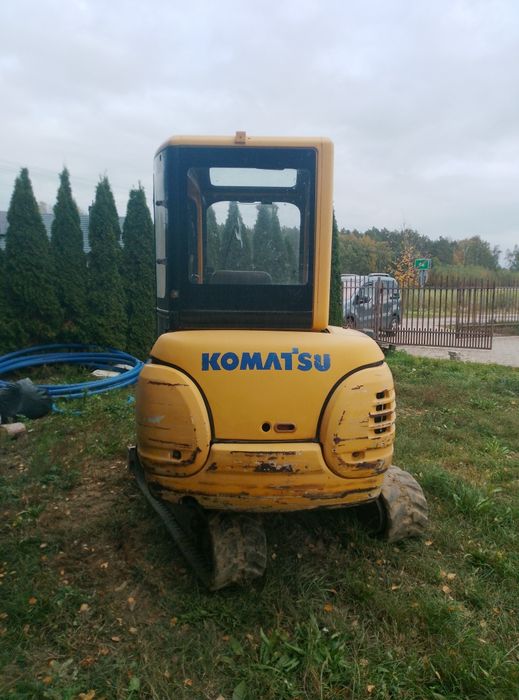 Minikoparka komatsu pc20r8 2004 2.5t