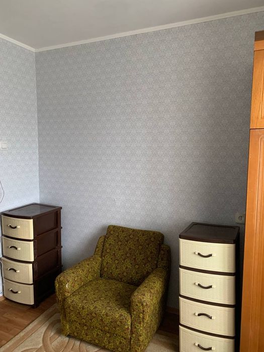 Парню комната подключ-5мин м.Чернігівська (микитенко 27)Набирайте!