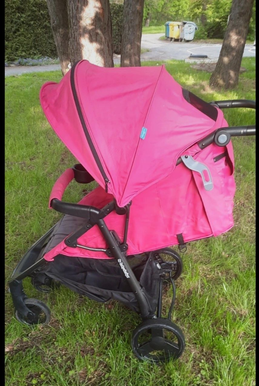 Wózek spacerowy z funkcją spania Baby Design

Bardzo dobry Baby Design
