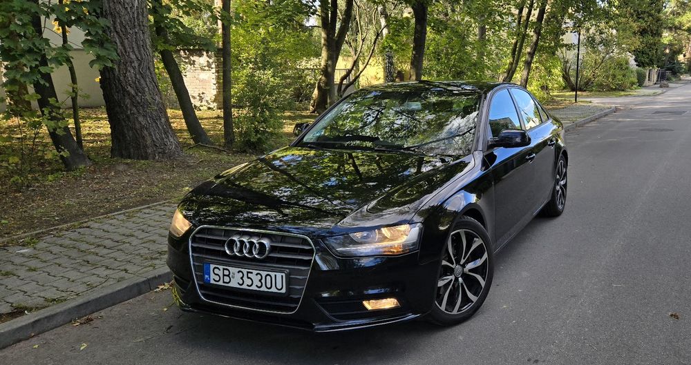 Audi A4 B8 2.0TD cr bez wkładu, nowe opony, serwisowany, bluetooth