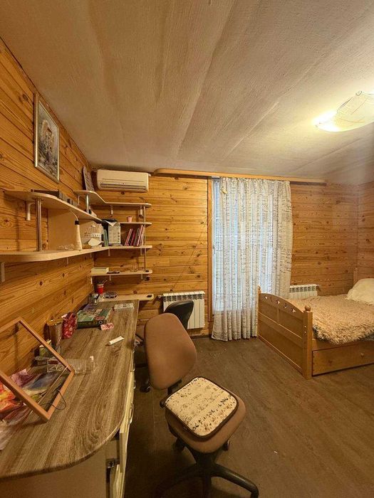 Сдается 2-х этажный дом, р-н Артема