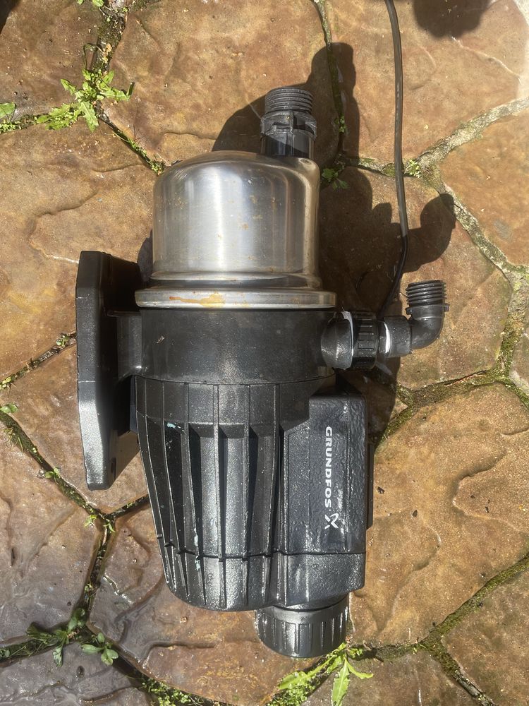 Насос насосна станція Grundfos MQ3-35 A-O-A-BVBP.