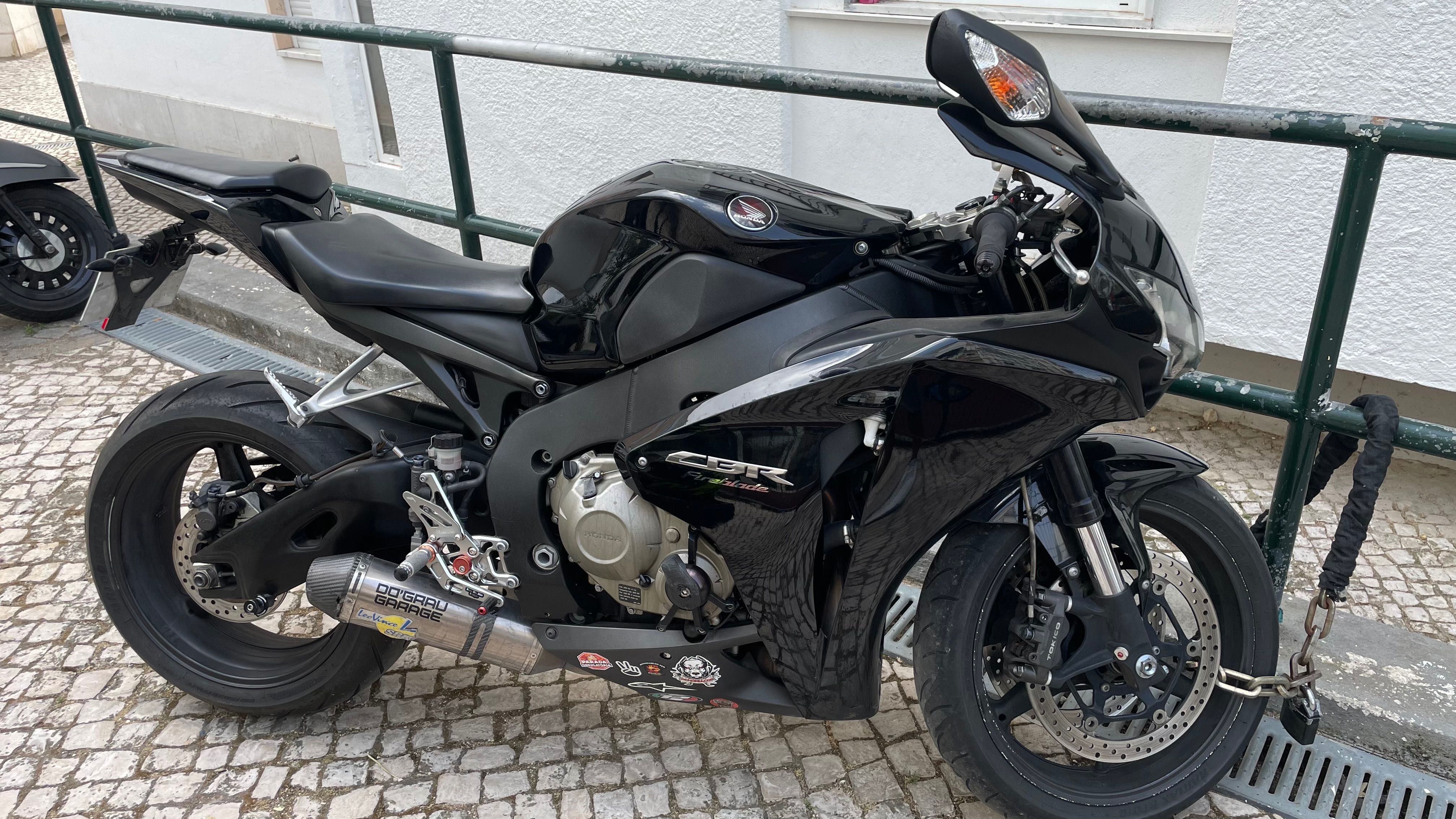CBR 1000RR Fireblade 2008