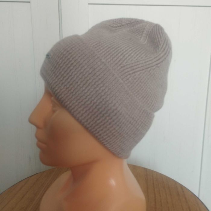 Czapka z wełny Merino 100 % piaskowa z wywinieciem
