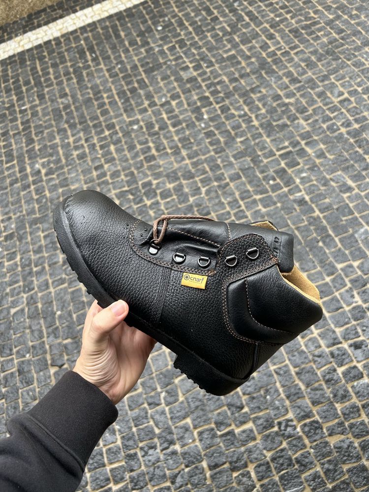 Botas biqueira de aço (NUNCA USADAS)