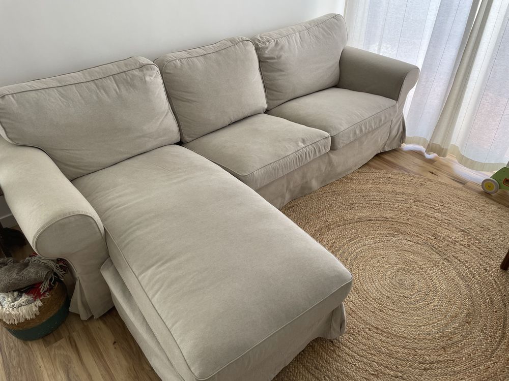 Sofa IKEA Ektorp bege 3 lugares com chaise longue