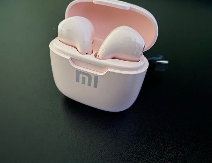 Nowe słuchawki bezprzewodowe Xiaomi - Różowe