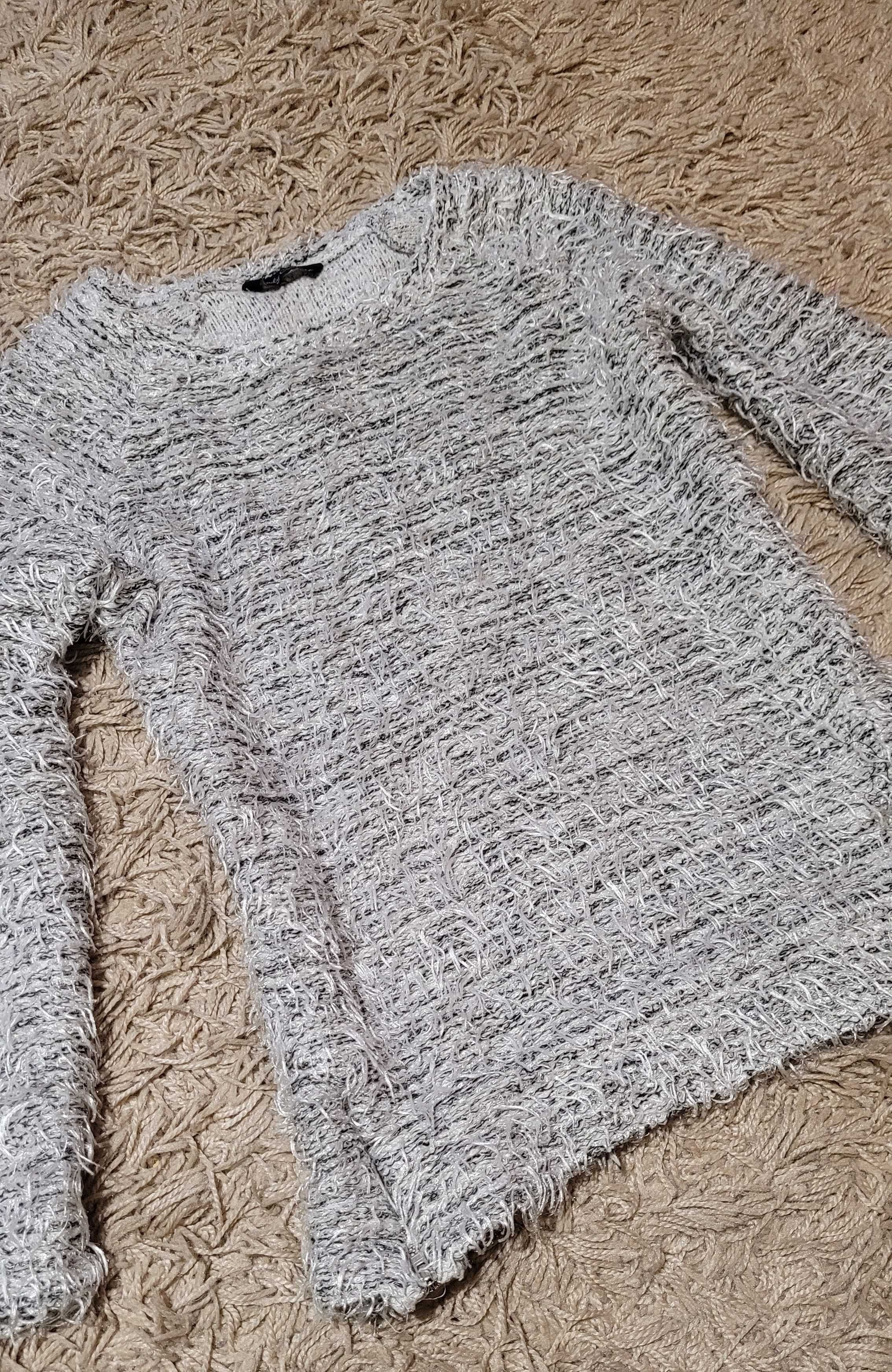 Sweterek włochaty Candy Couture 36 S