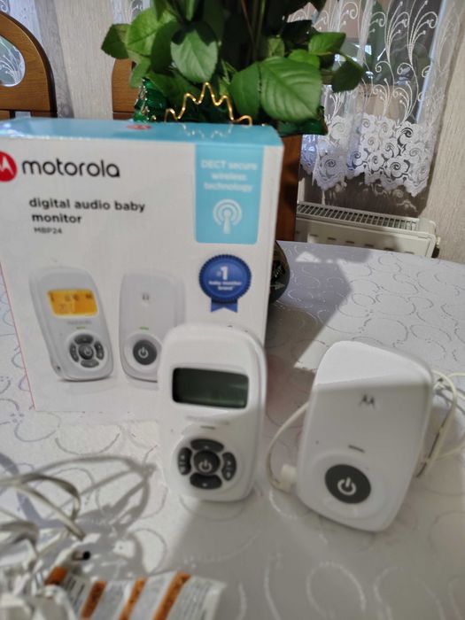Elektroniczna niania Motorola.