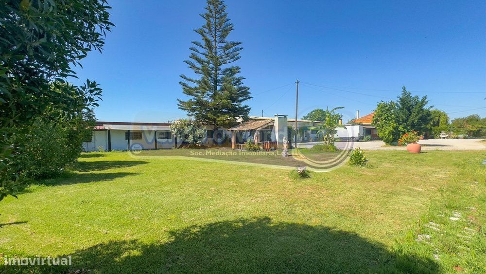 Quinta com moradia T2, armazém e piscina no Porto Alto(PALT371)