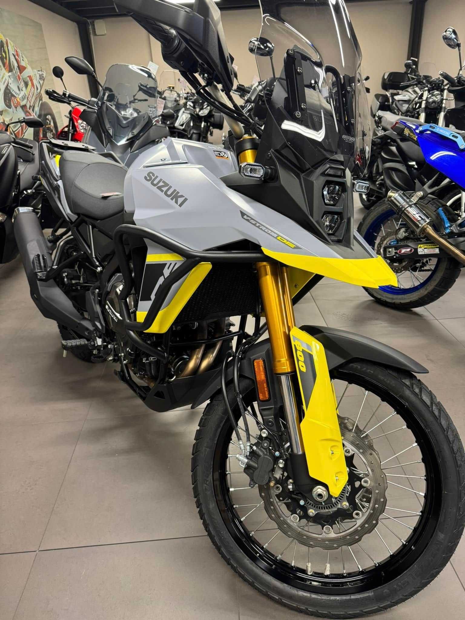 Szyba ,owiewka Suzuki V-strom 800