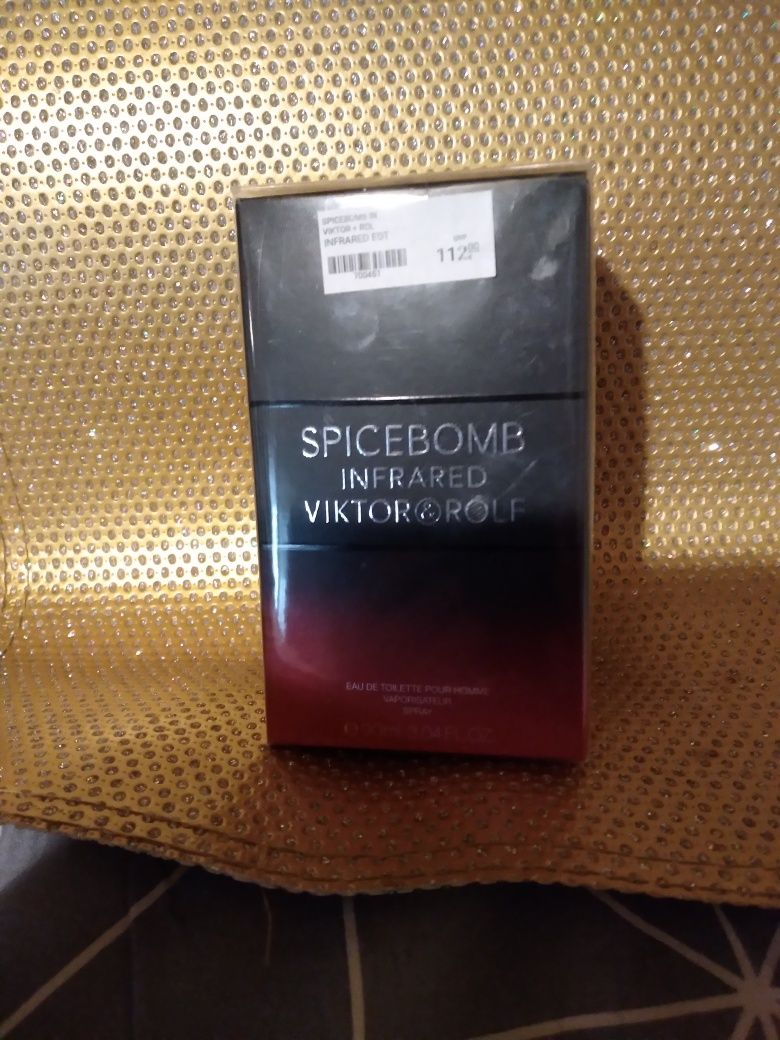 Woda toaletowa spray SPICEBOMB INFRARED Wiktor&Rolf 90 ml.