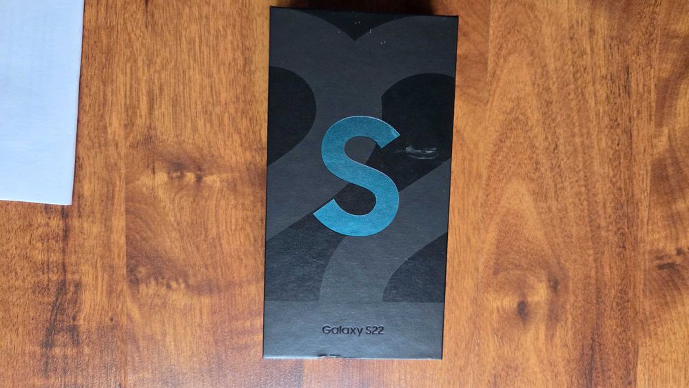 SAMSUNG S22 5G w super stanie