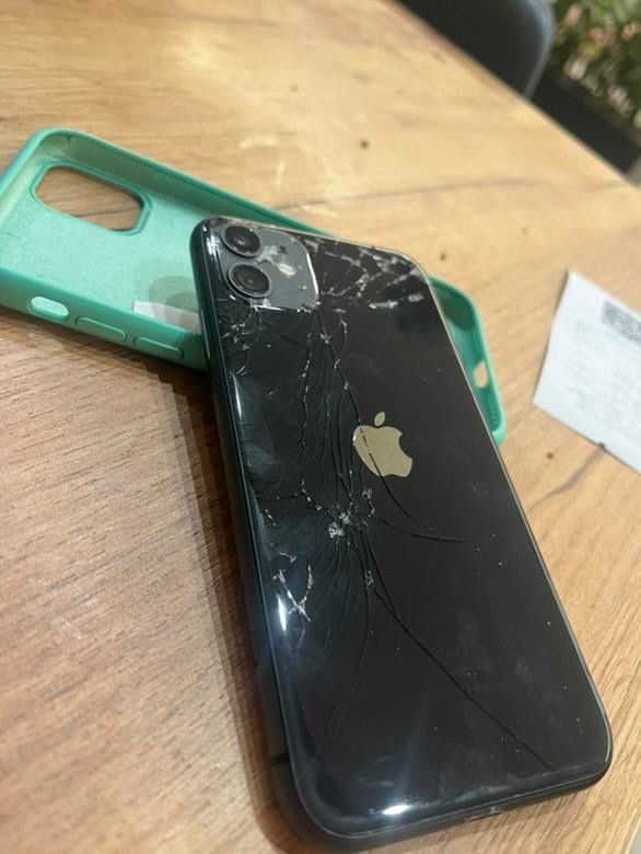 iphone 11 терміново!!