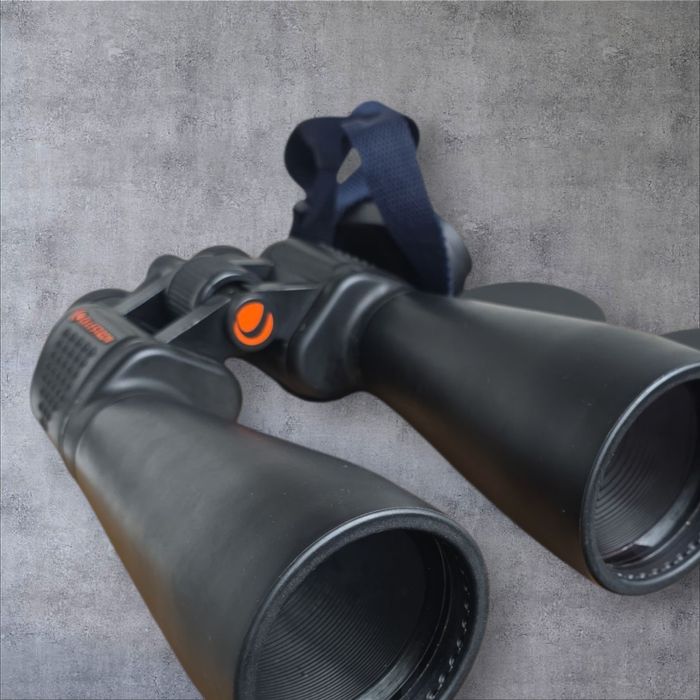 Бінокль Sky Miaster Celestron 15*70