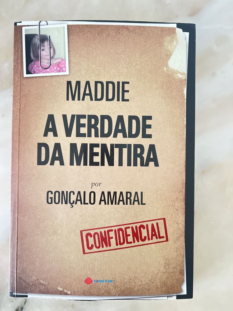 Vende-se vários livros em bom estado