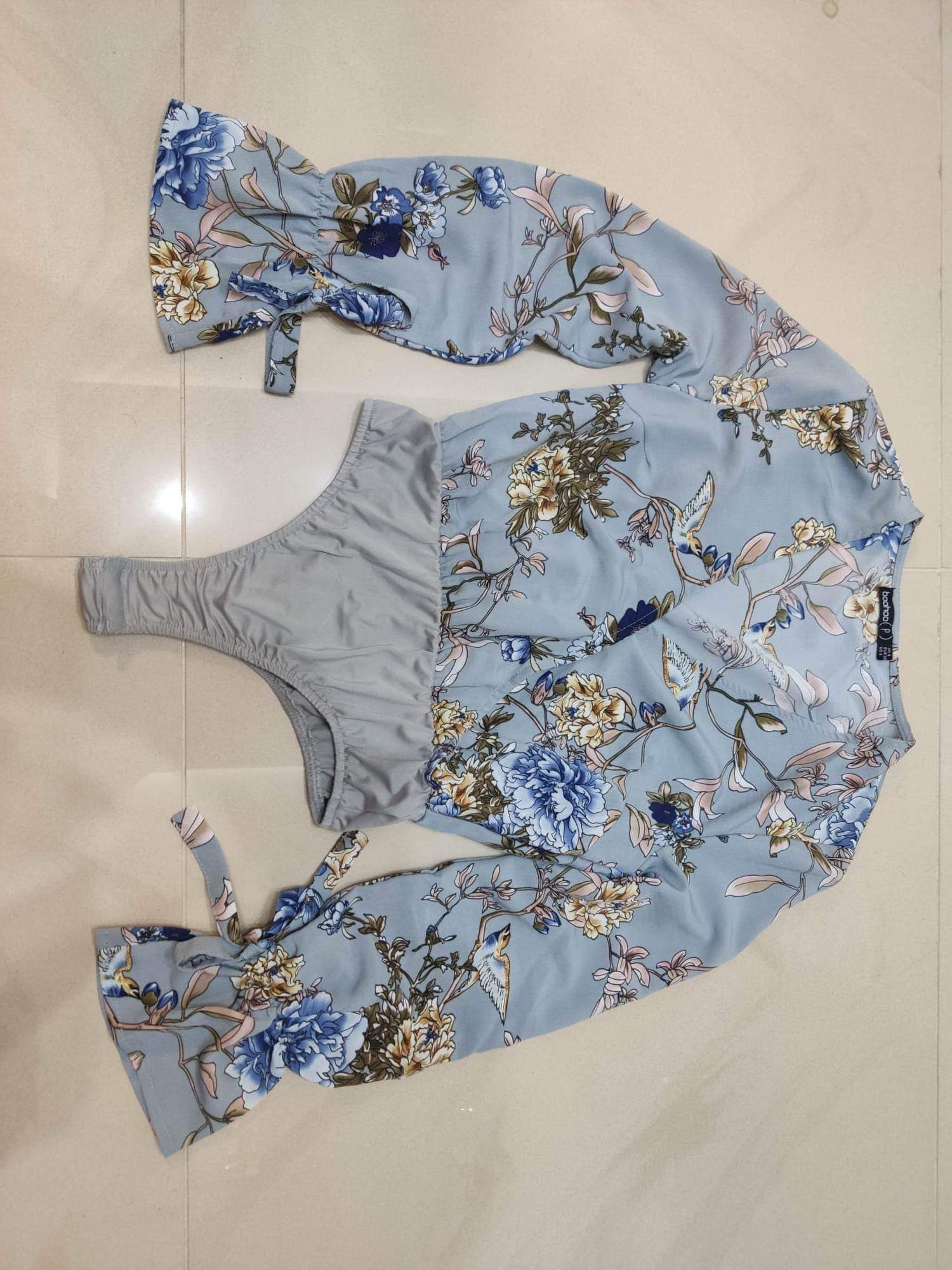 Body bluzka w kwiaty elegancka rozm. 36 S