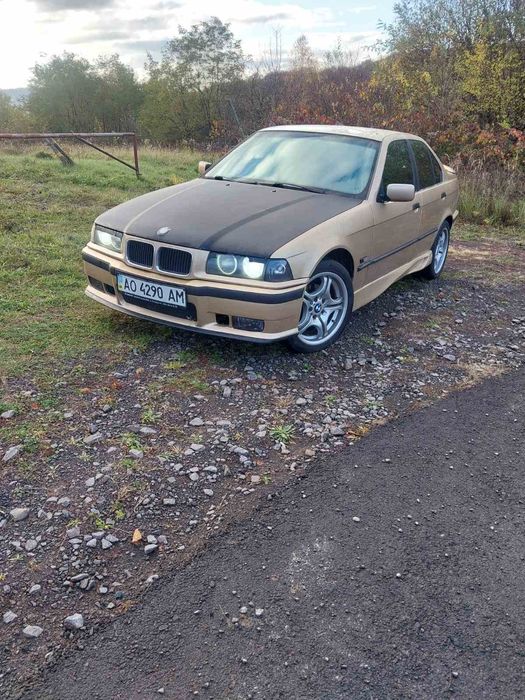 Продам BMW E36 1.8бензин