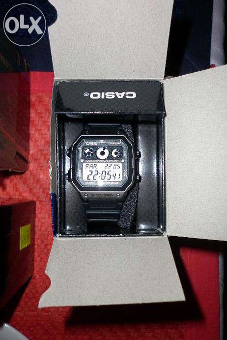 CASIO AE-1300WH Męski Czarny Zegarek Na Rękę