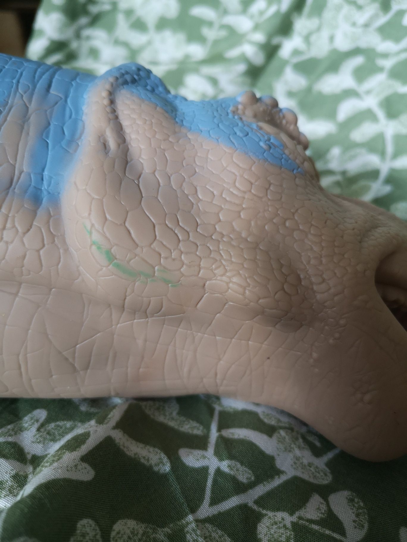 Happy meal McDonald's 2000 Disney Dinosaur Pacynka
