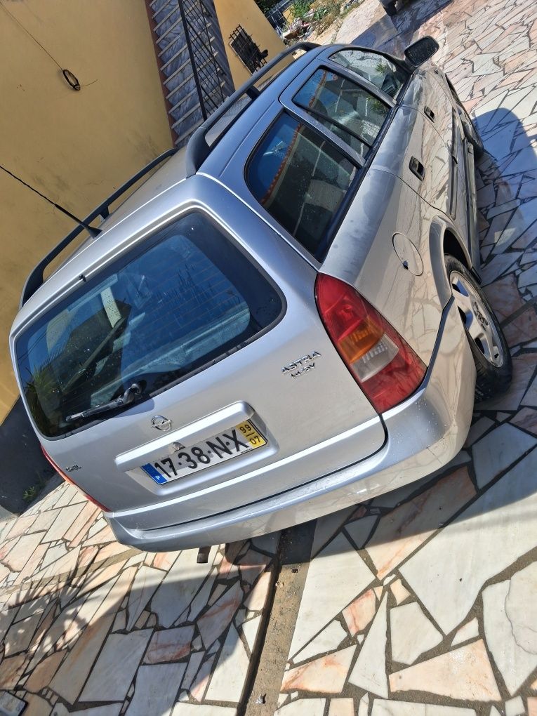 Opel astra 1.4 237 mil