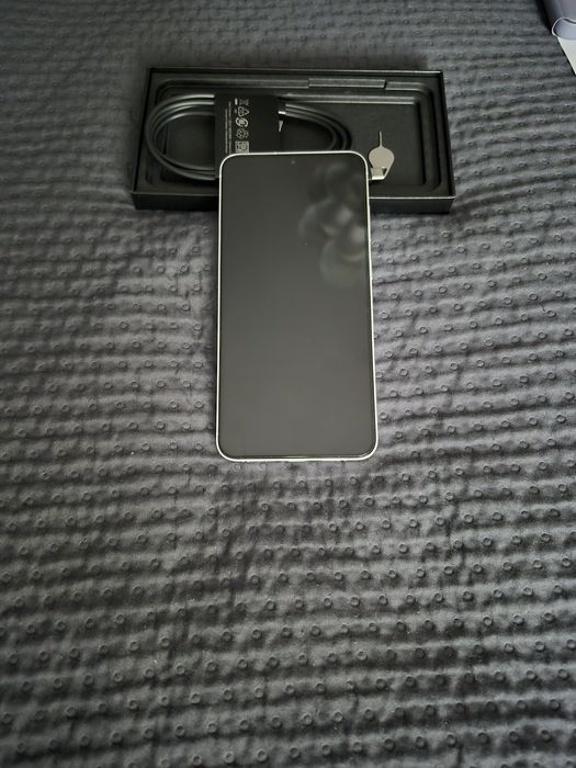 Samsung S24+ 5G 12/512 GB srebrny 18 m-cy gwarancji