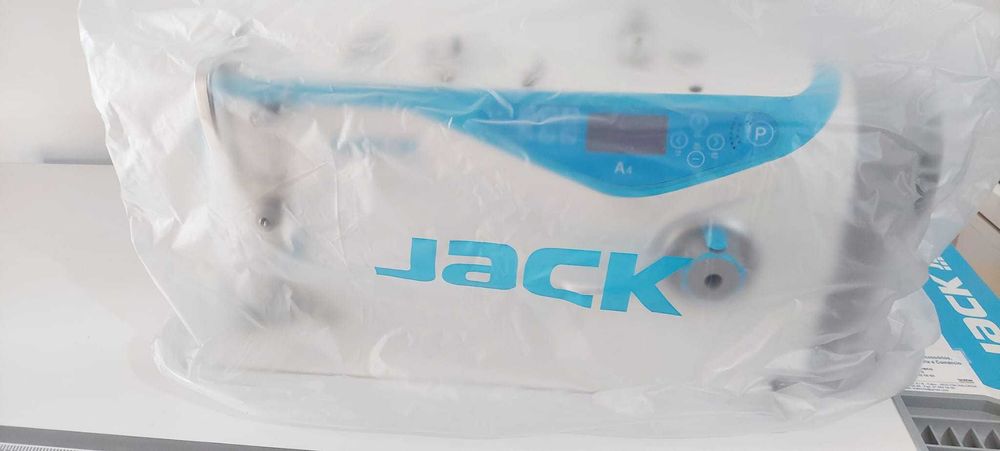 Máquina de Costura Jack A4 - Como Nova