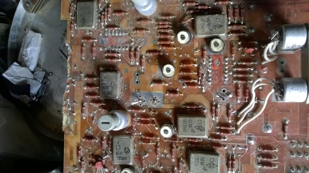 Остаток комплектующих осциллографа  СССР