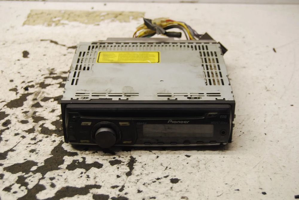 RADIO CD PIONEER DEH-1000E VW GOLF IV AUDI SEAT SKODA