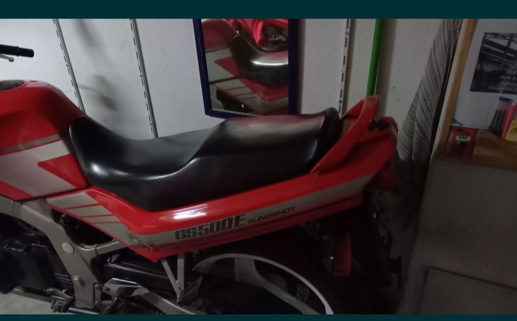 Moto Suzuki GS 500