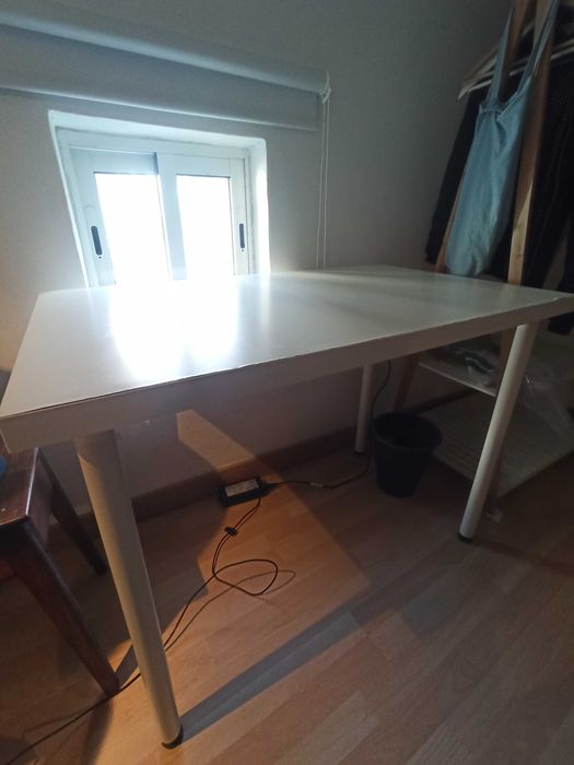Mesas Secretárias Ikea - branca