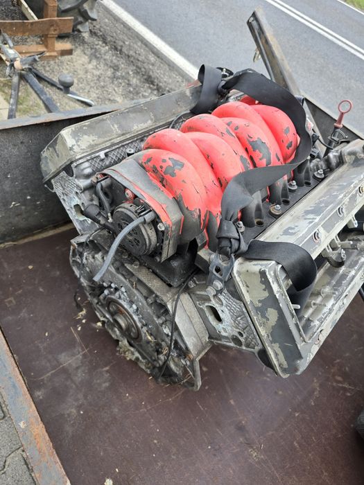 M60b40 silnik bmw v8