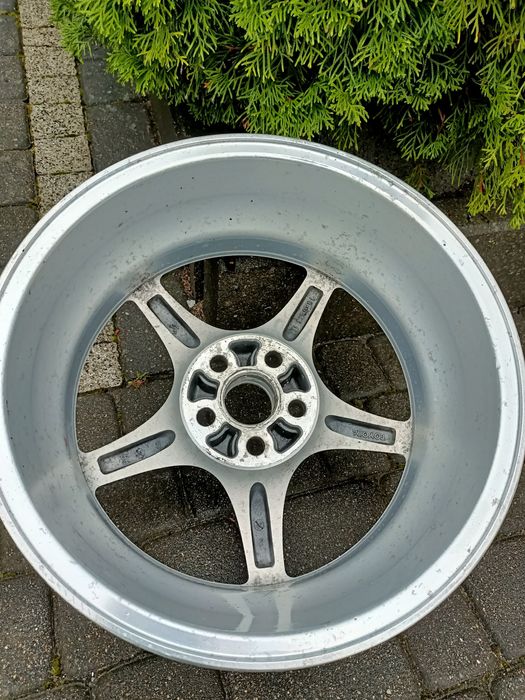 Felgi aluminiowe Toyota Avensis Celica Vll 16" 6,5J 5x100