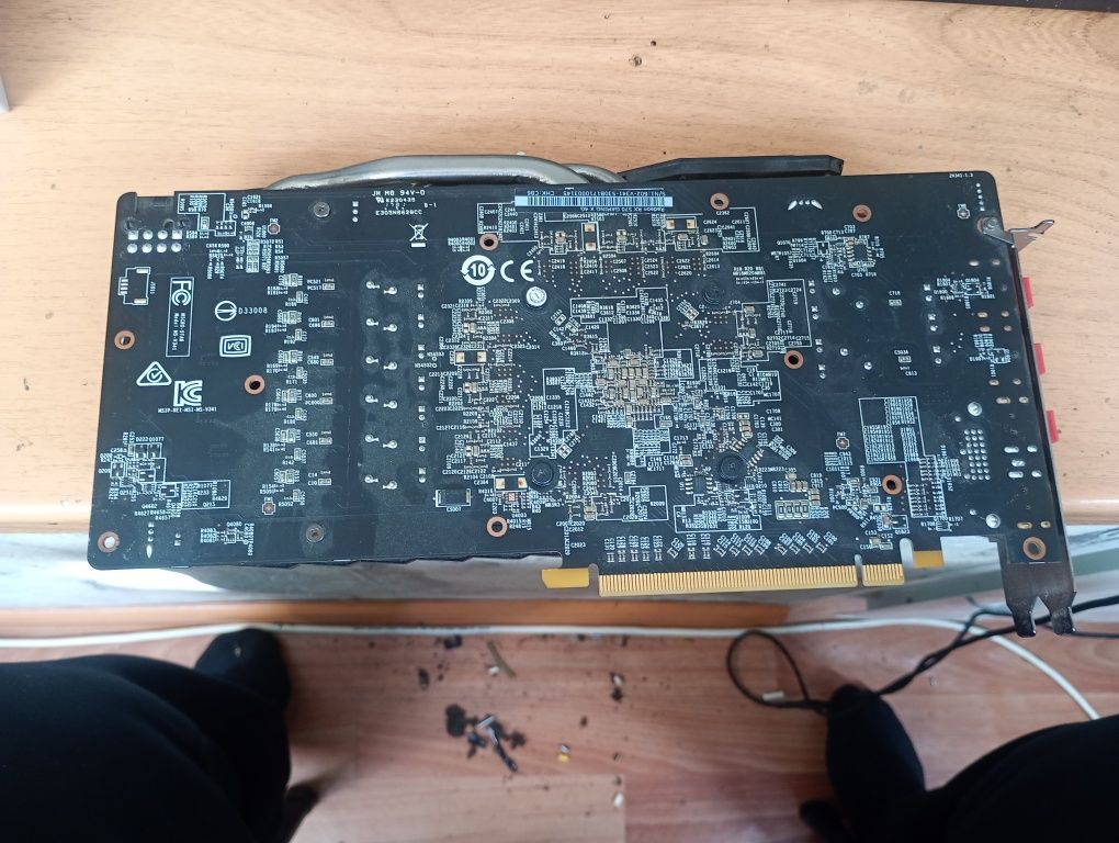 Продам видеокарту от MSI