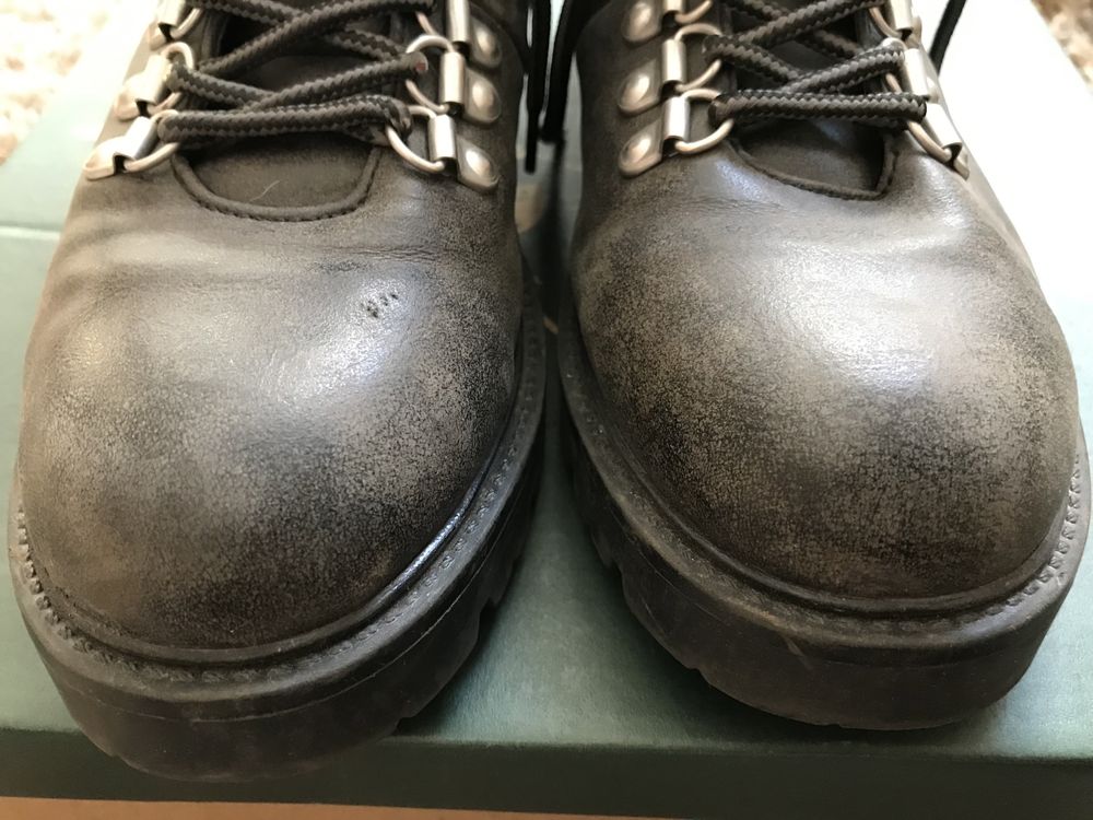 Buty do kostek, wiązane