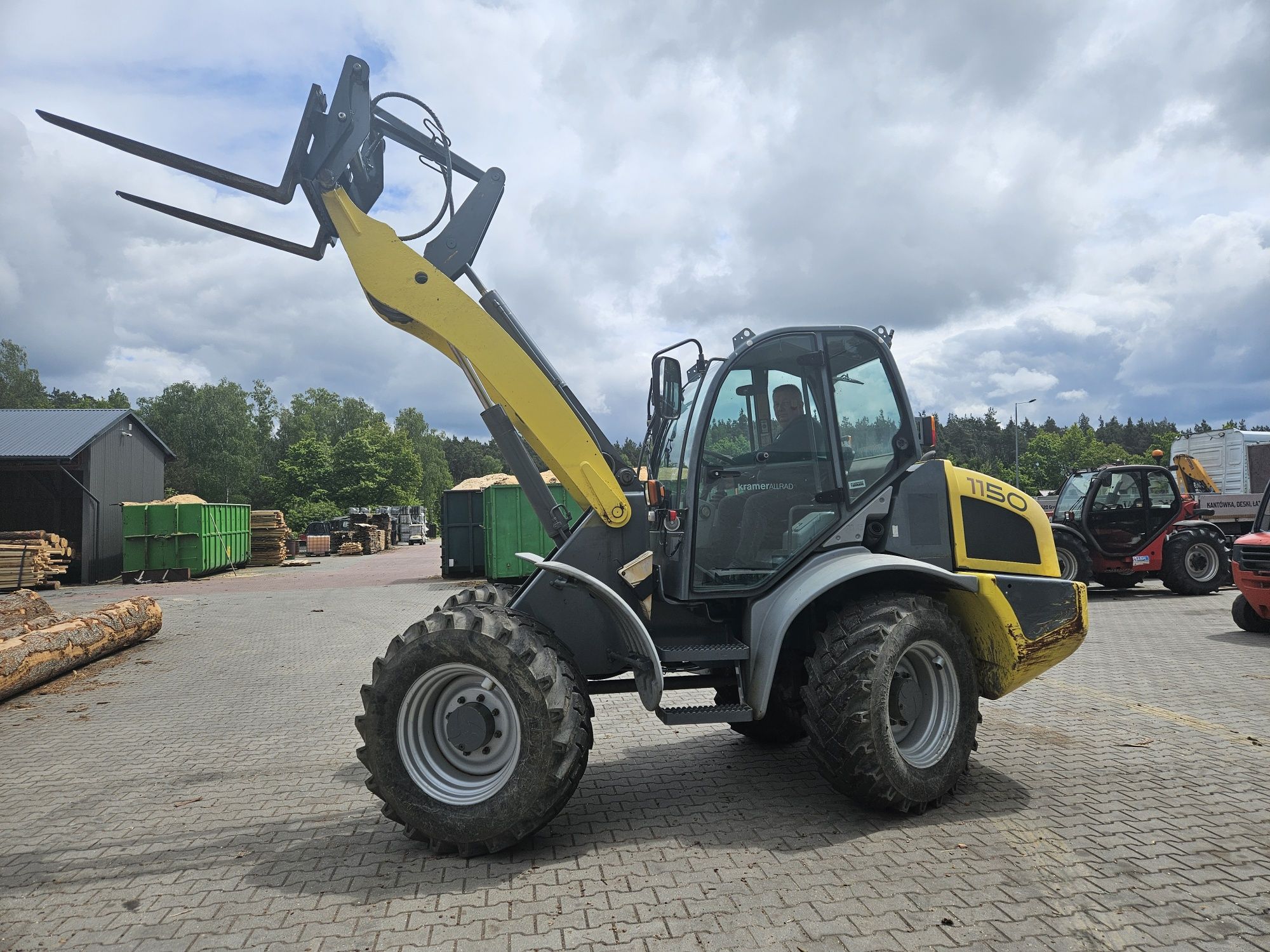 Ładowarka Kramer ALLRAD 1150, 2010r 

KRAMER ALLRAD Typ 346/347 (1150