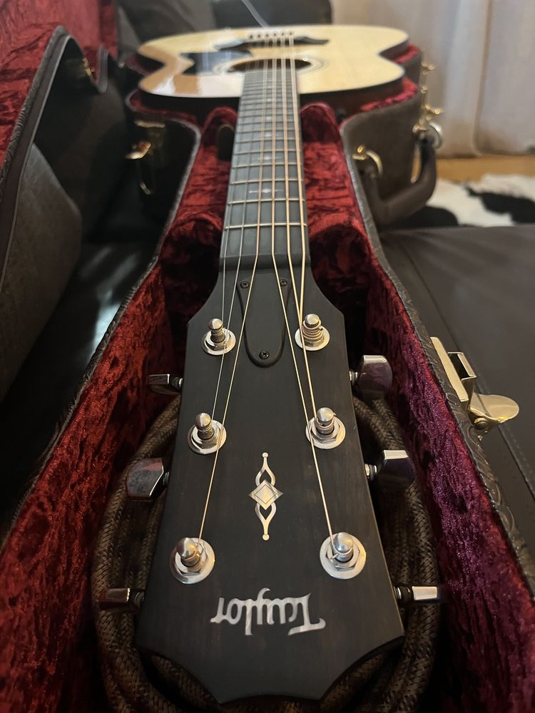 TAYLOR 317e COMO NOVA! Com case Original
