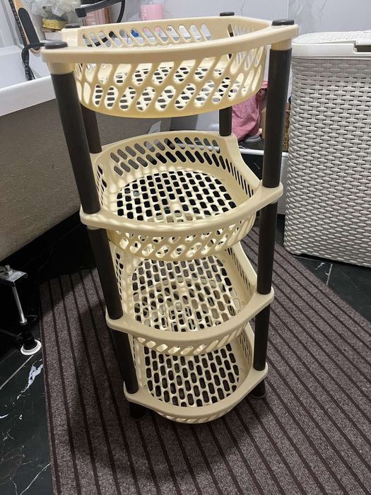 Полка 4 яруса в ванную