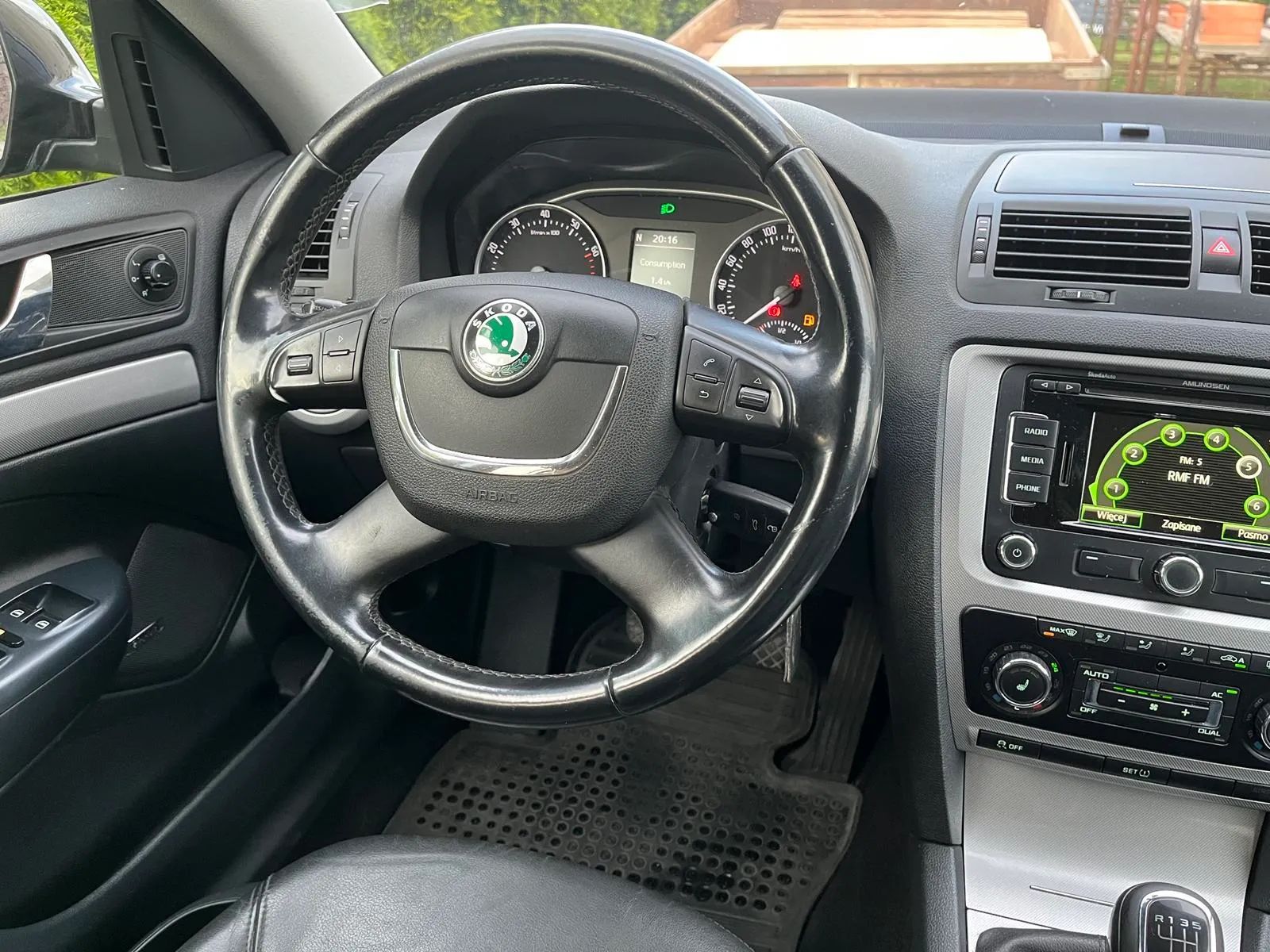 Skoda Octavia auto zadbane w bardzo dobrym stanie
