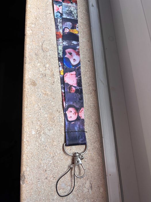 Fita Porta-Chaves / Porta-Cartões – Expressões Cartoon