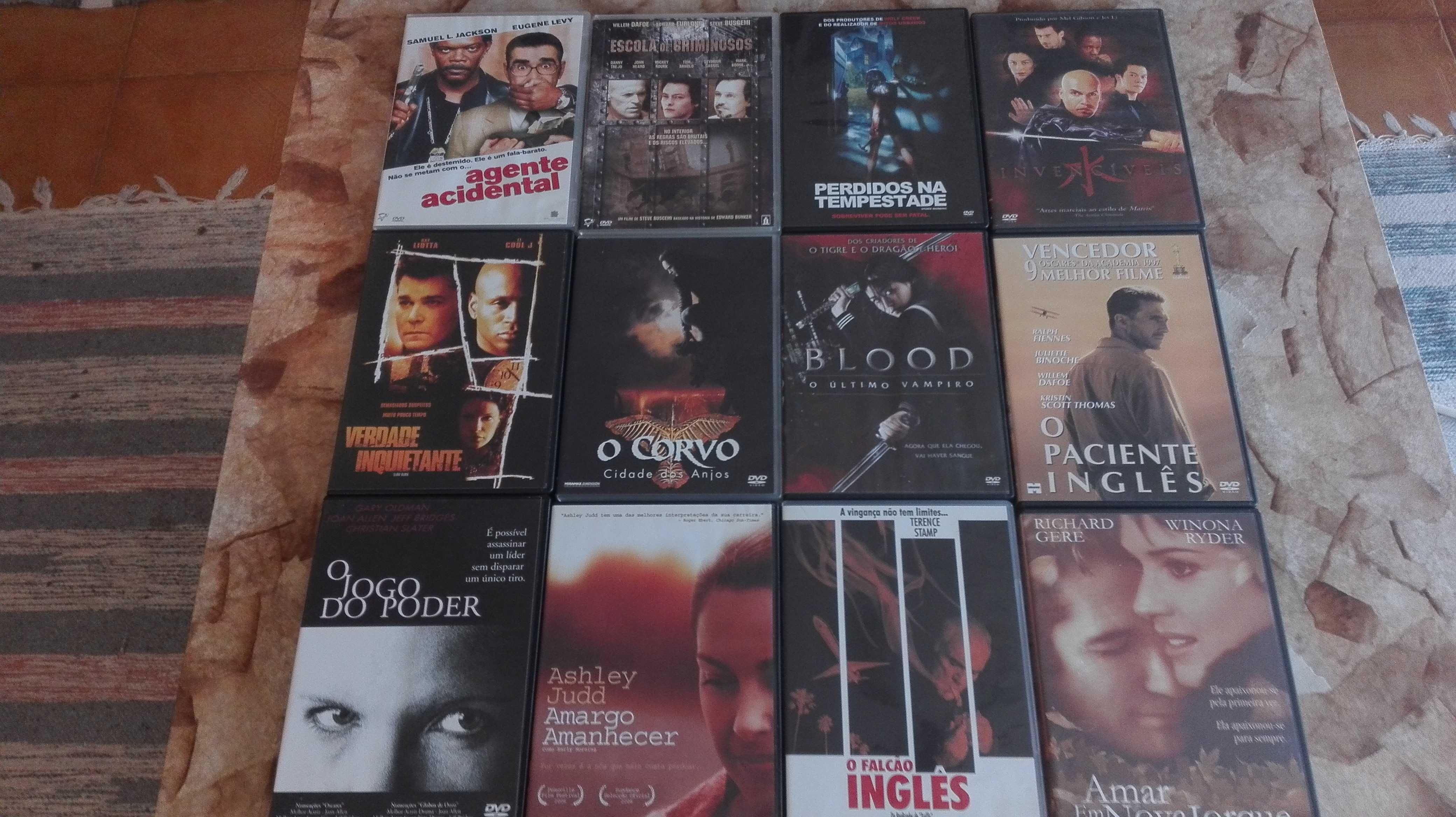 DVDs originais, vendo ou troco.