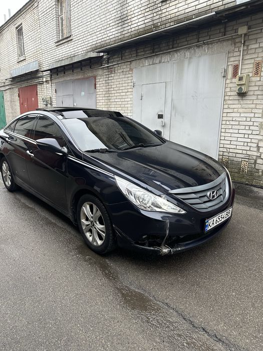Hyundai Sonata 2011 офіціна